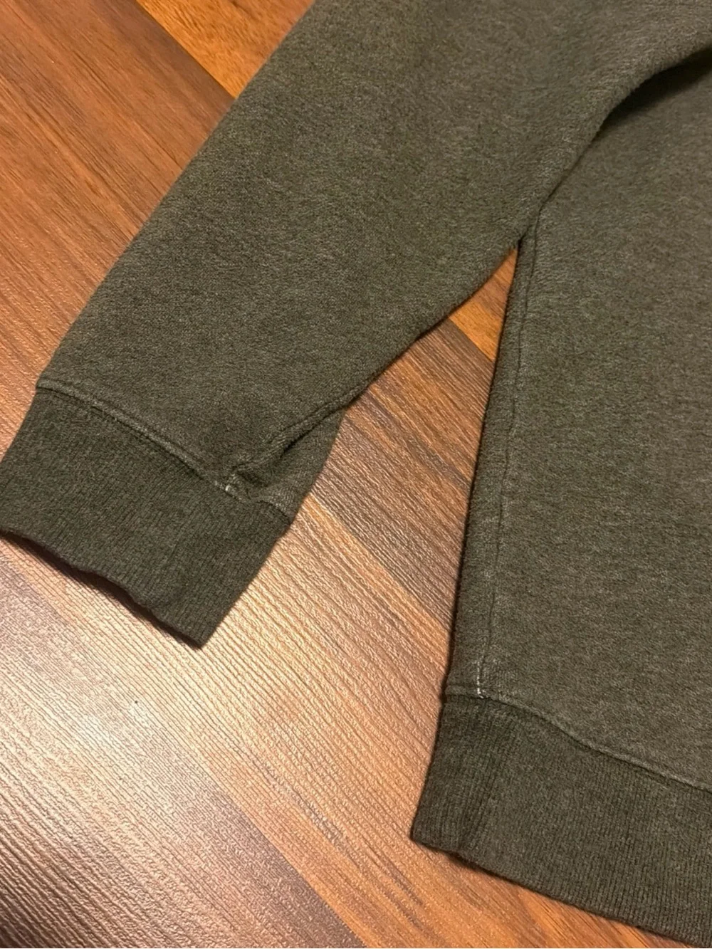 Columbia Olive Green Crewneck Sweatshirt with Small Chest Logo